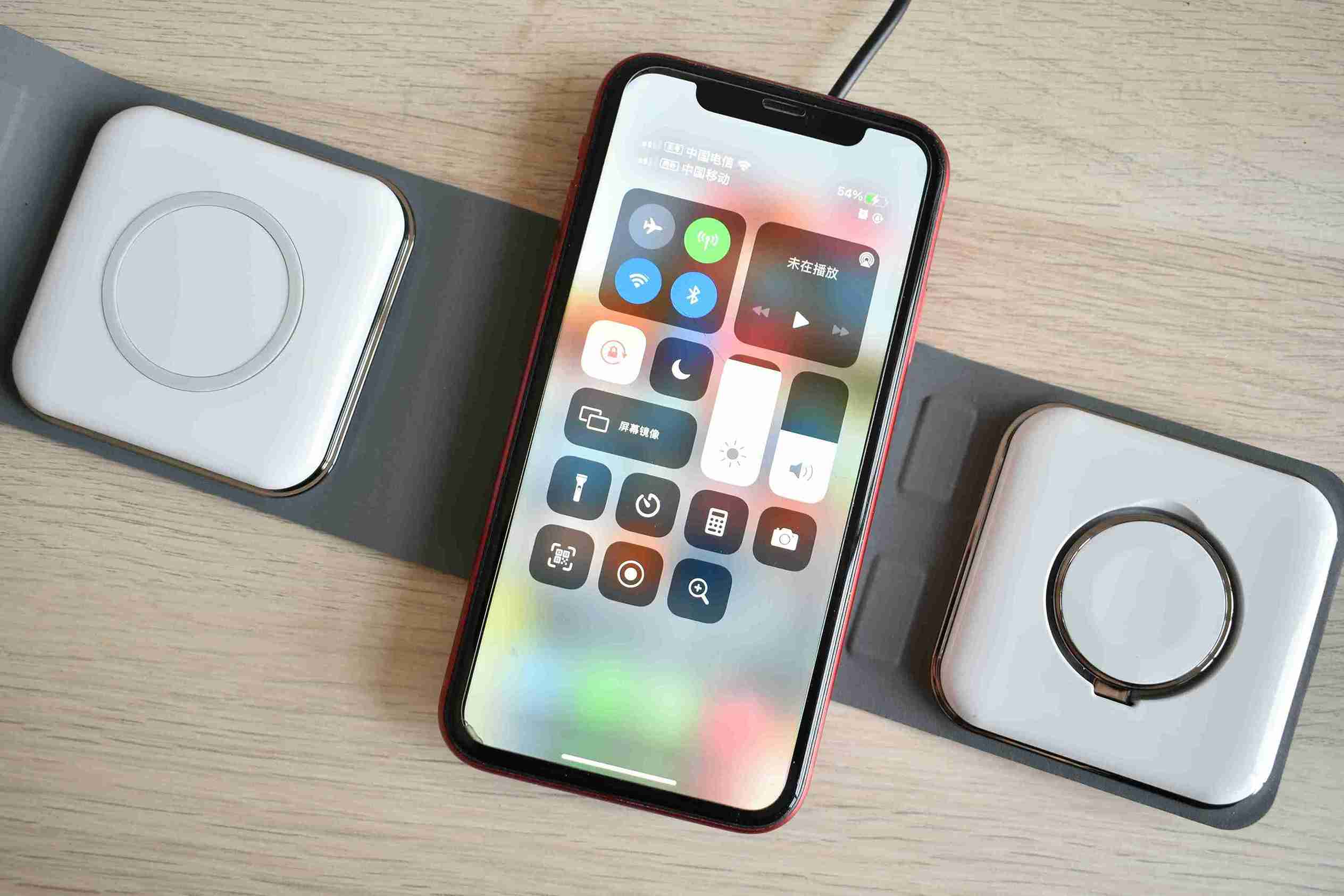 techmerchandise-casestudy-industry1.jpg 